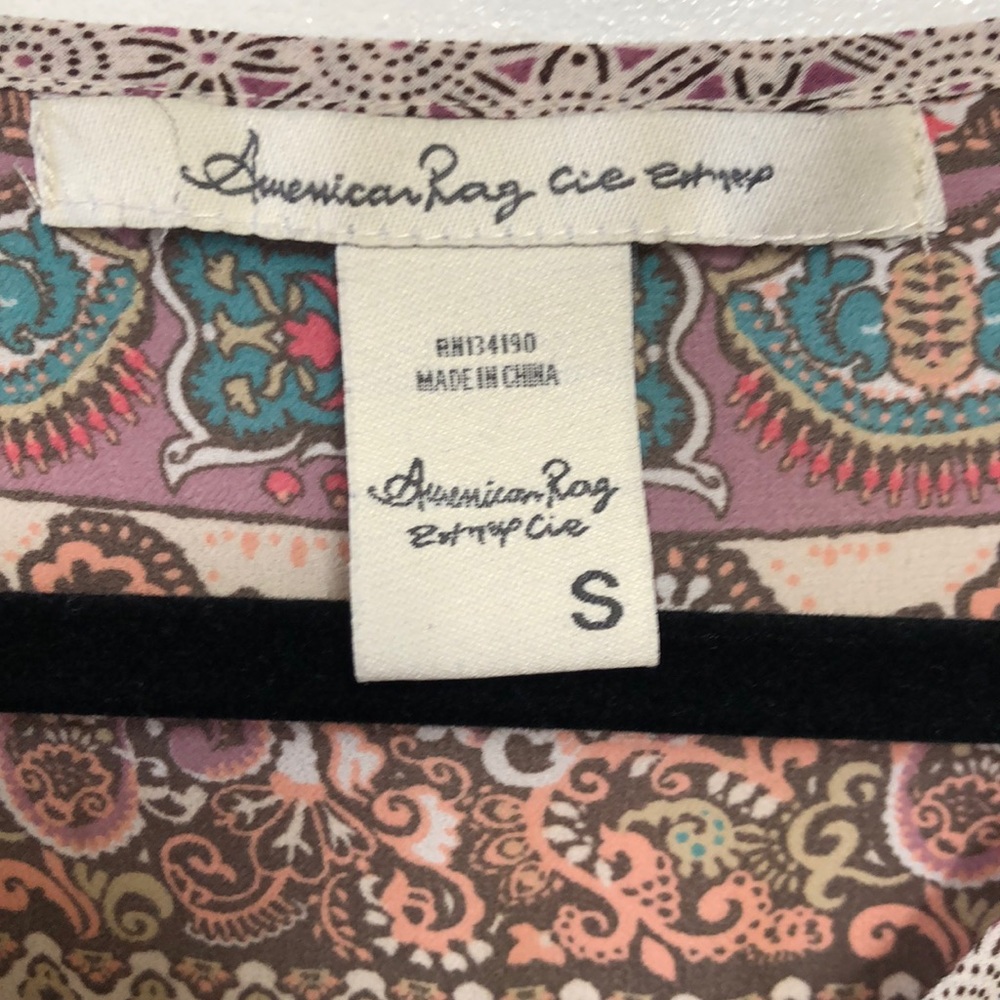 American Rag top - Picture 2 of 5